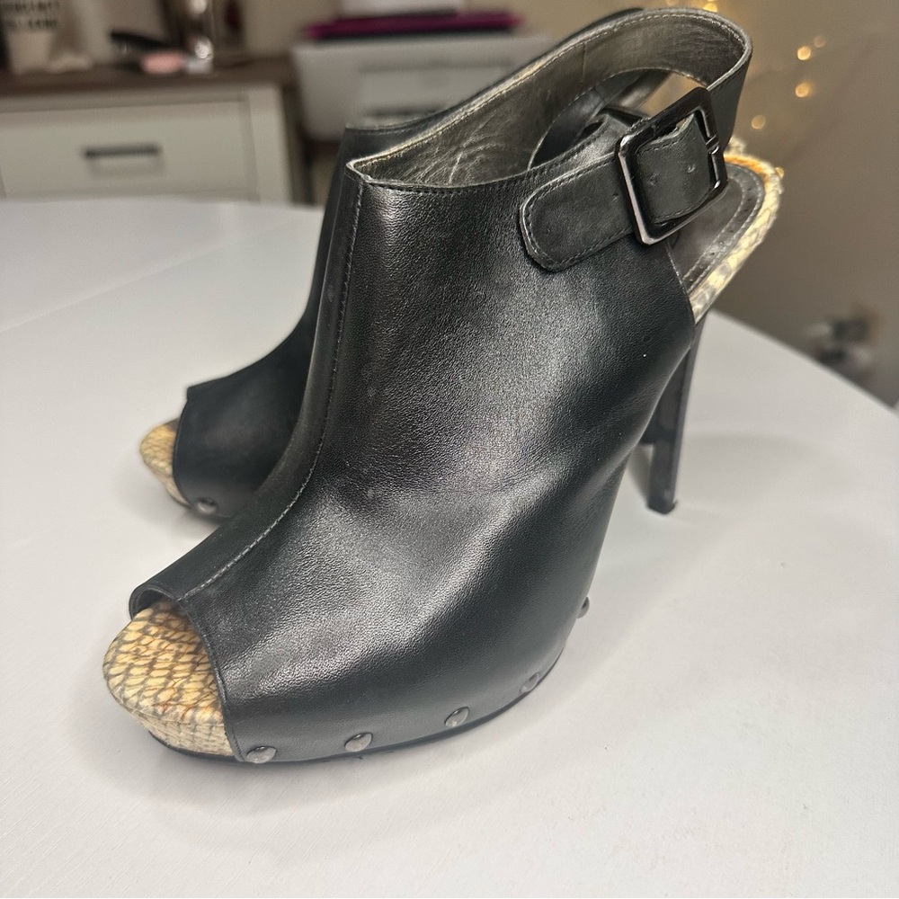 Sam Edelman Black Leather Peep-Toe Heels